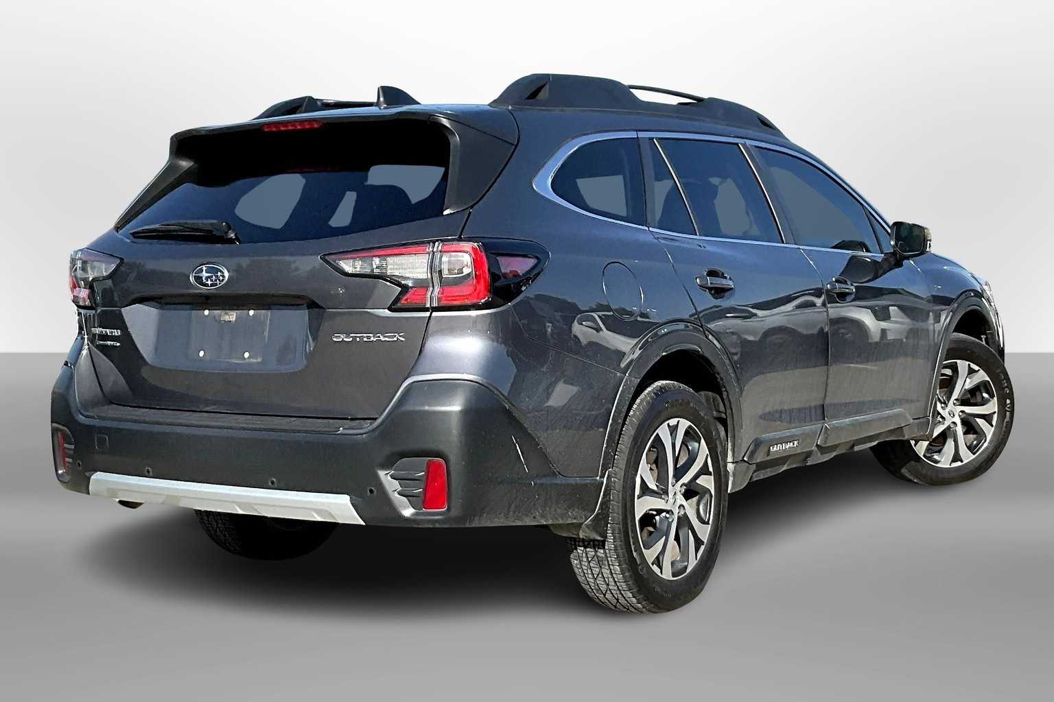 2022 Subaru Outback Limited photo 2