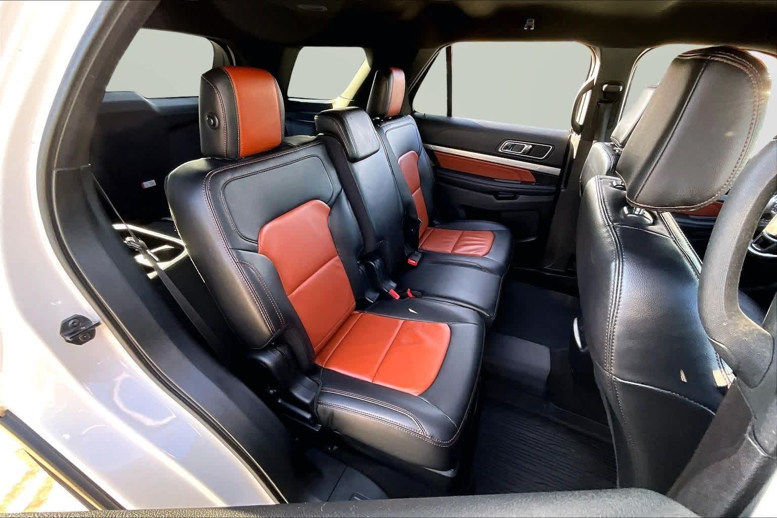 Thumbnail: 2019 Ford Explorer - 27