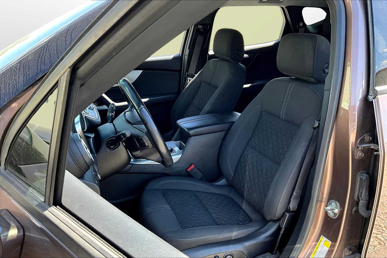 Thumbnail: 2019 Chevrolet Blazer - 26