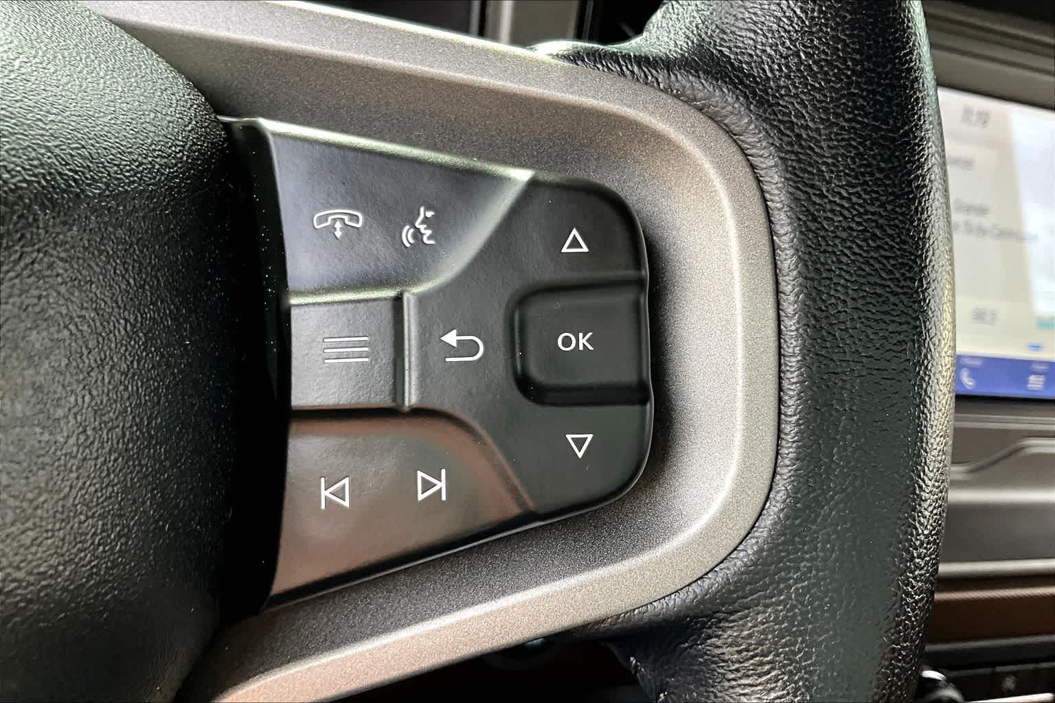 Thumbnail: 2023 Ford Bronco - 17