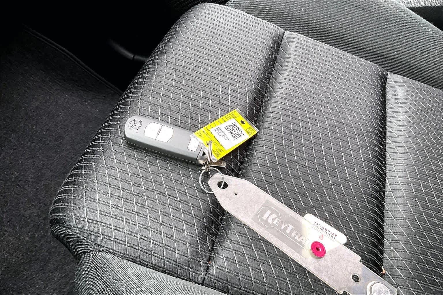 Thumbnail: 2015 Mazda CX-5 - 9