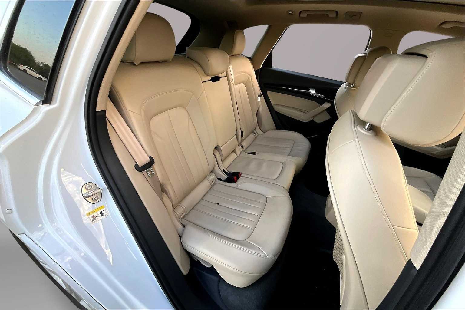 Thumbnail: 2019 Audi Q5 - 28