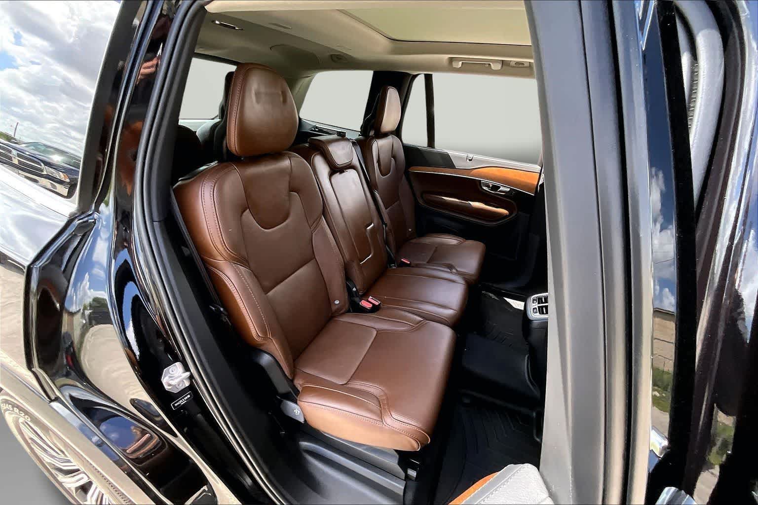 Thumbnail: 2020 Volvo XC90 - 26