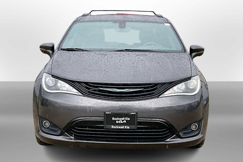 Used 2019 Chrysler Pacifica Hybrid Limited Van Passenger Van