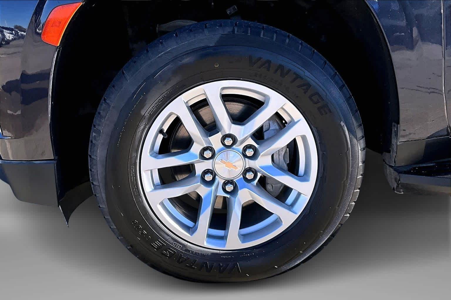 Thumbnail: 2024 Chevrolet Tahoe - 8