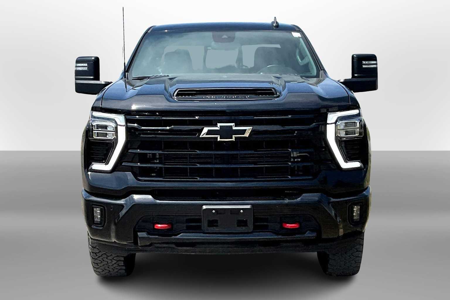 Thumbnail: 2025 Chevrolet Silverado 2500 - 3