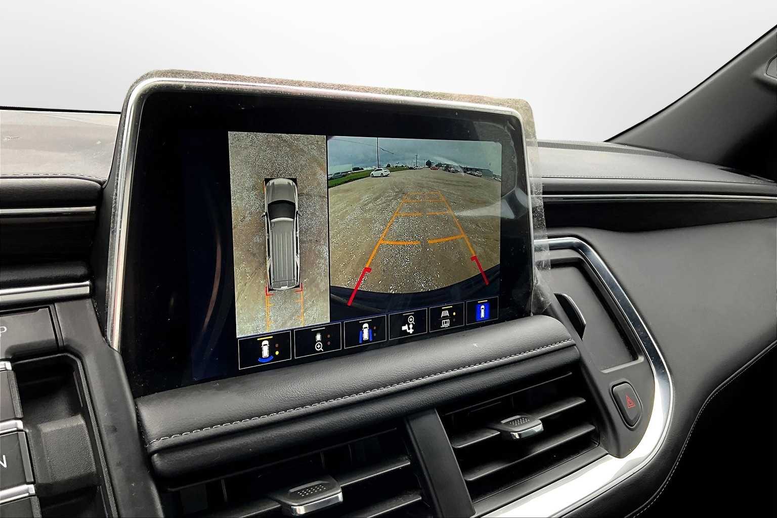 Thumbnail: 2023 Chevrolet Suburban - 22
