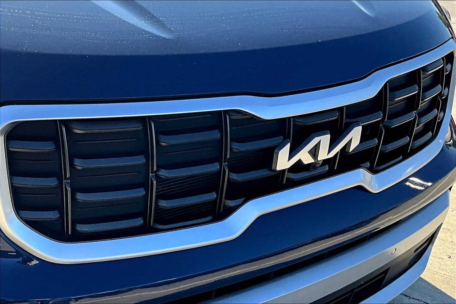 Thumbnail: 2024 Kia Telluride - 30