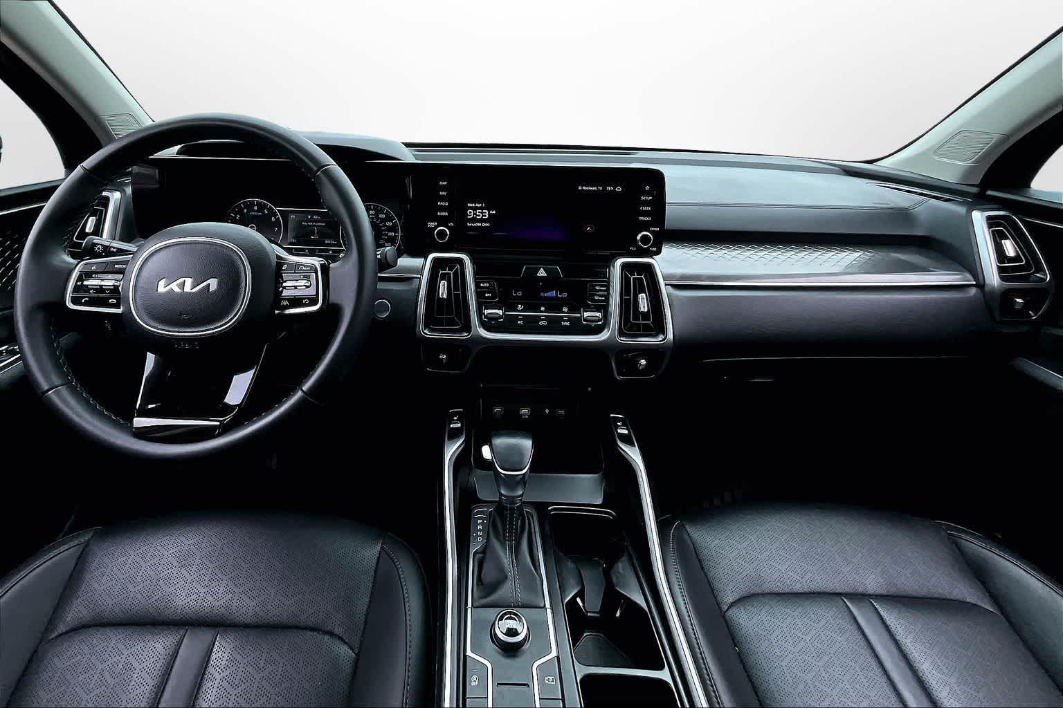 Thumbnail: 2023 Kia Sorento - 14