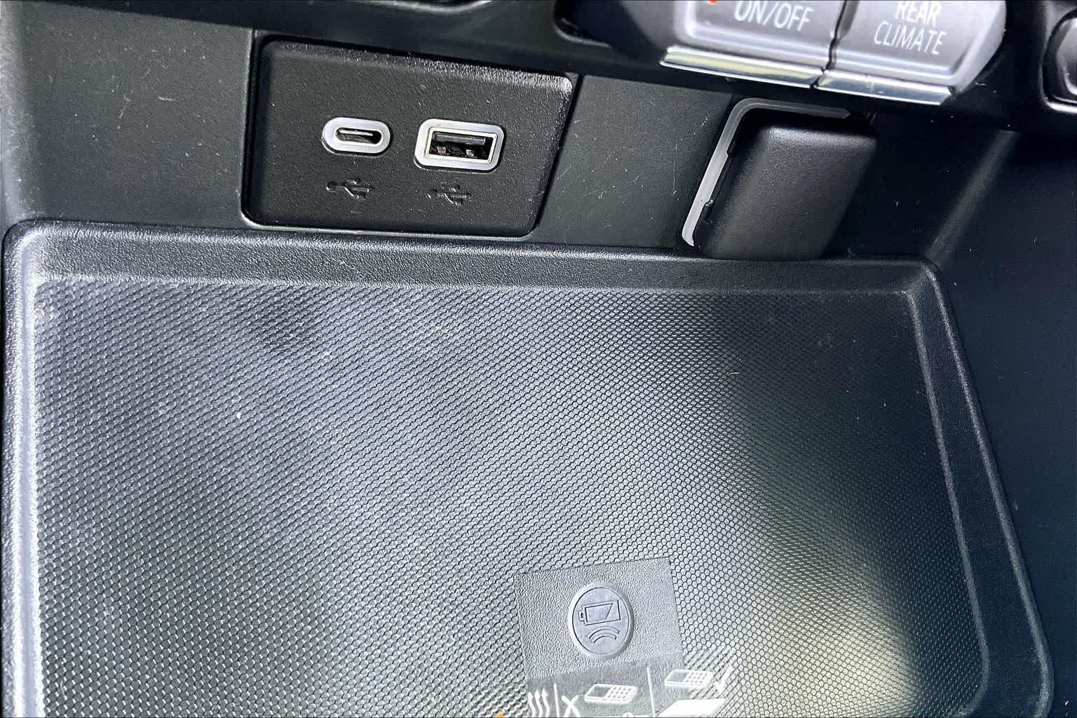 Thumbnail: 2021 Chevrolet Tahoe - 23