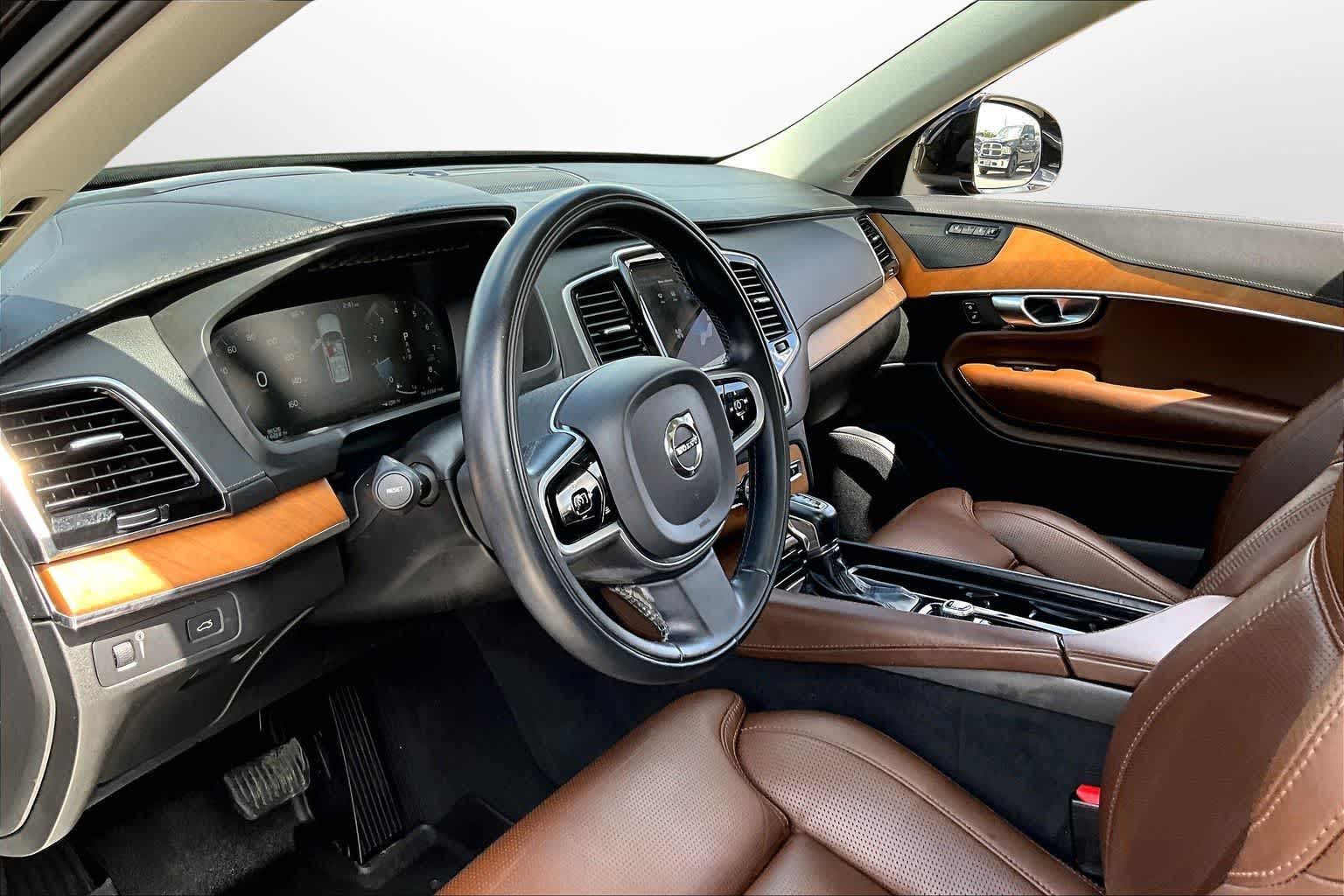 Thumbnail: 2020 Volvo XC90 - 12