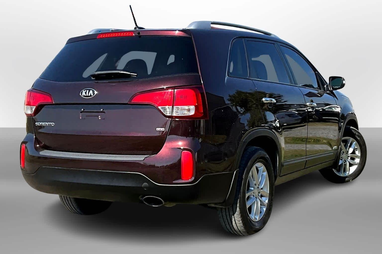 Used 2014 Kia Sorento LX with VIN 5XYKTDA77EG531636 for sale in Rockwall, TX