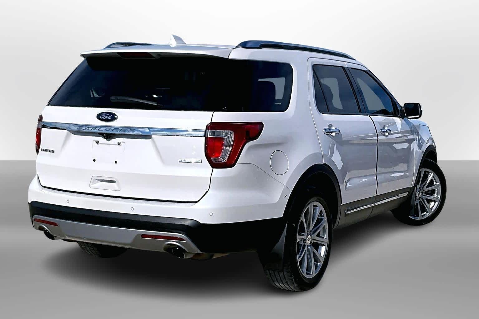 Thumbnail: 2017 Ford Explorer - 2