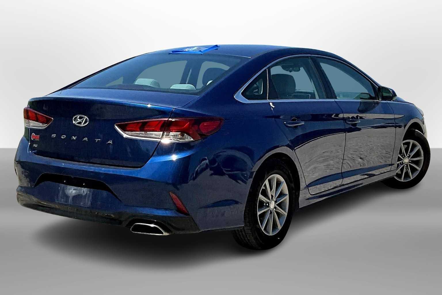 Thumbnail: 2018 Hyundai Sonata - 2