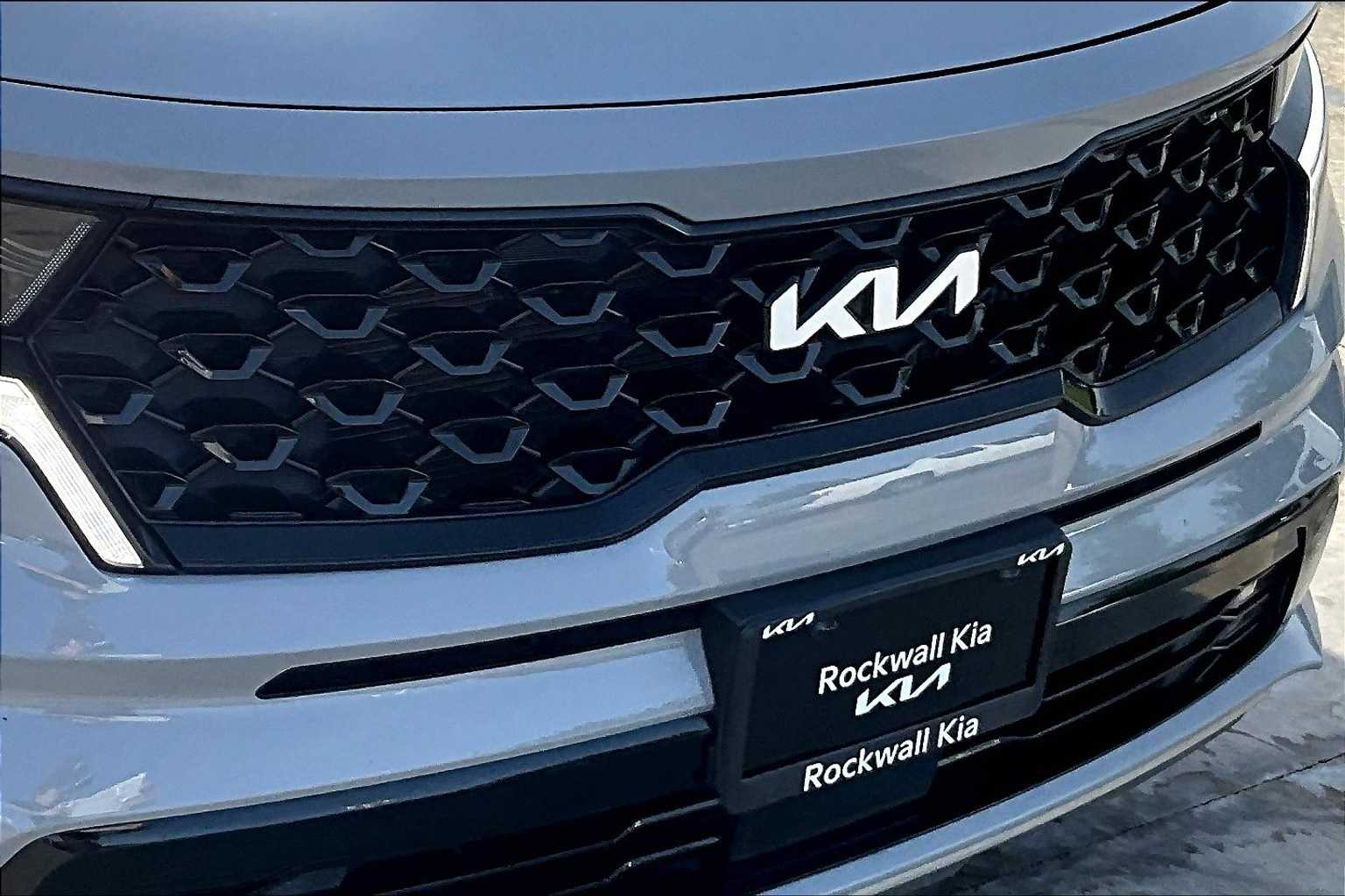 Thumbnail: 2023 Kia Sorento - 28
