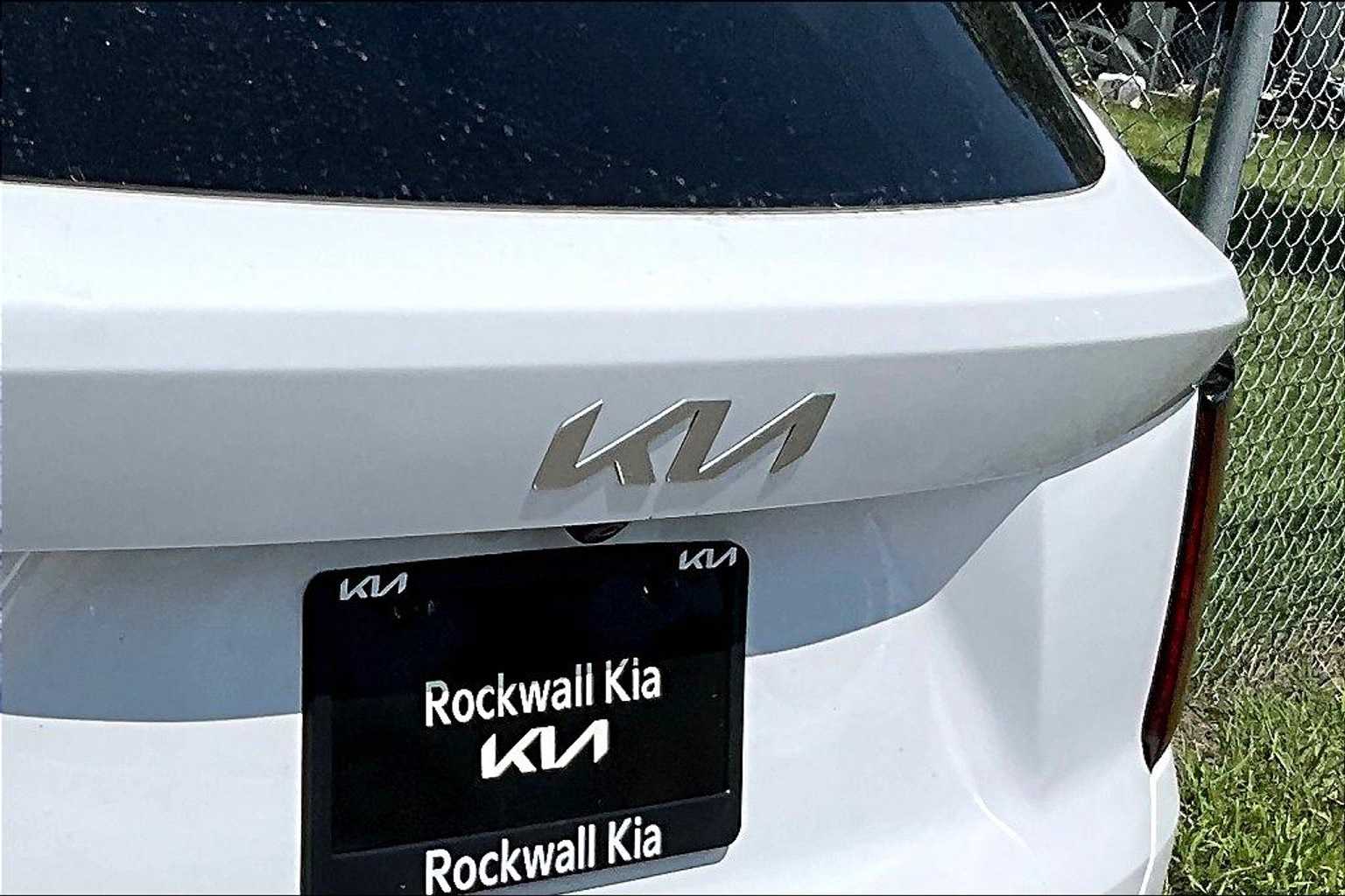 Thumbnail: 2023 Kia Sorento - 31