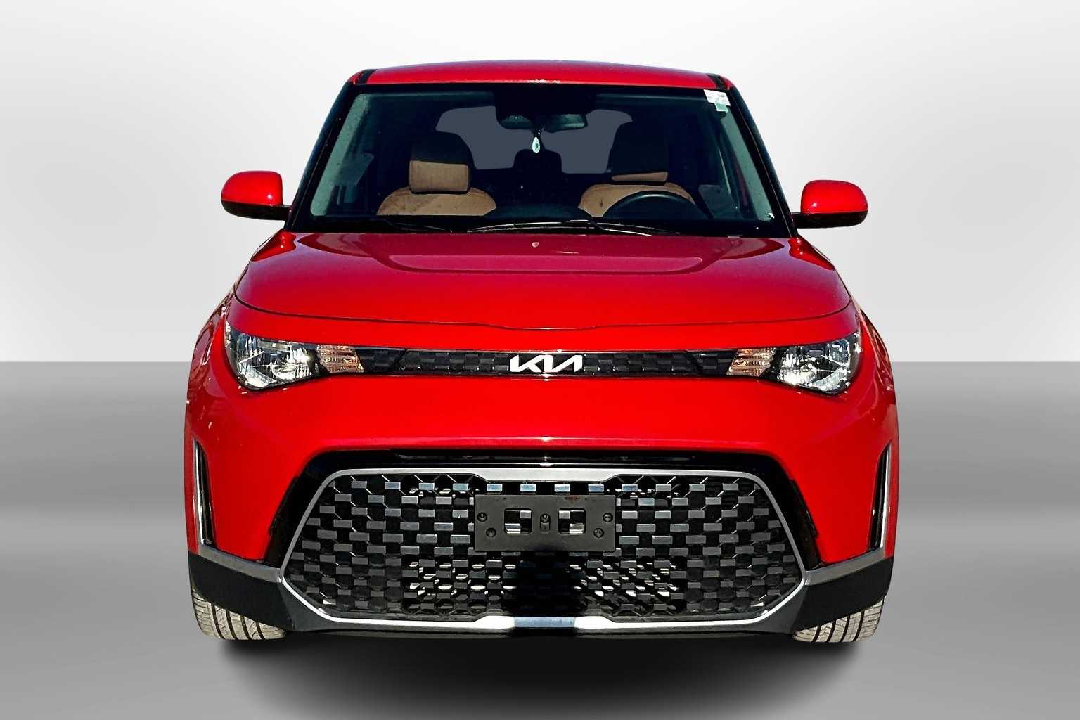 2024 Kia Soul EX photo 3