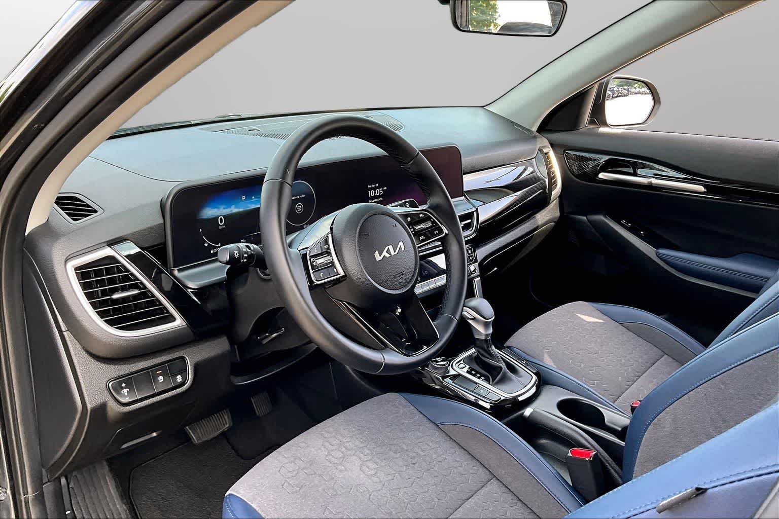 Thumbnail: 2024 Kia Seltos - 12