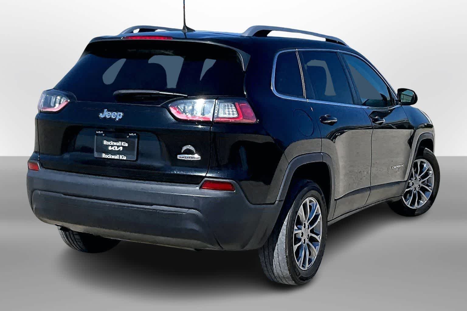 Thumbnail: 2019 Jeep Cherokee - 2