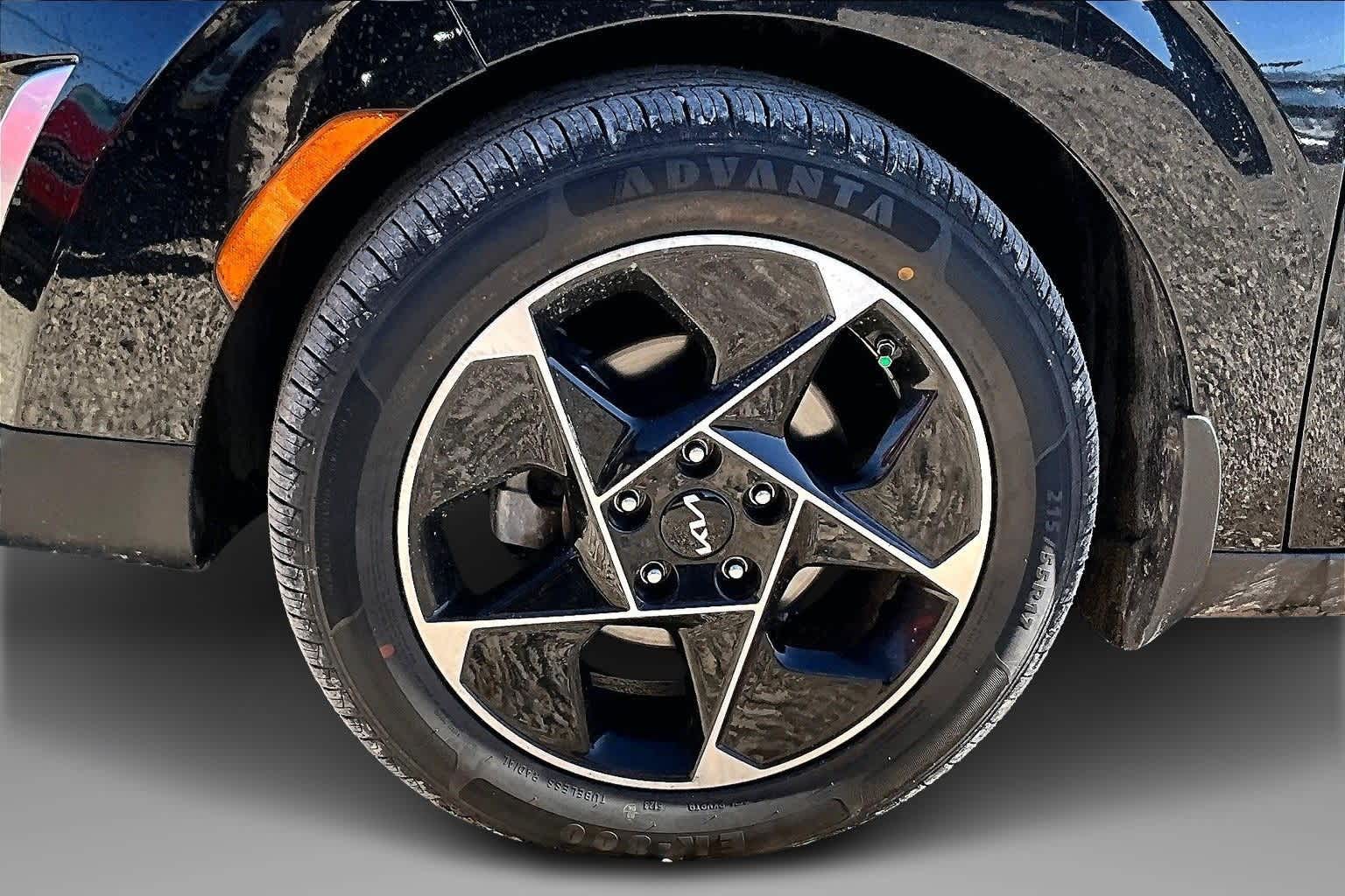 Thumbnail: 2023 Kia Soul - 8