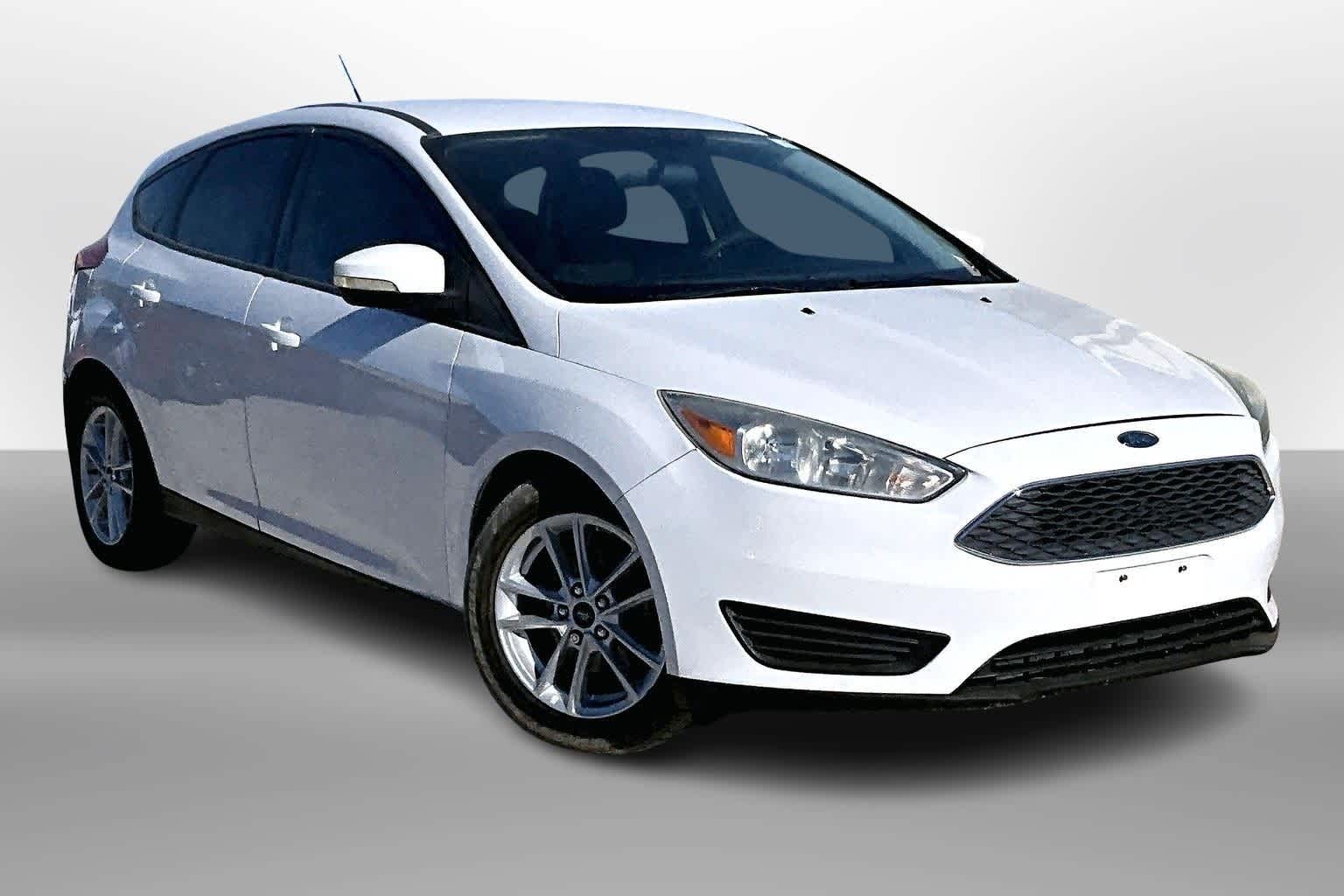 Thumbnail: 2017 Ford Focus - 10
