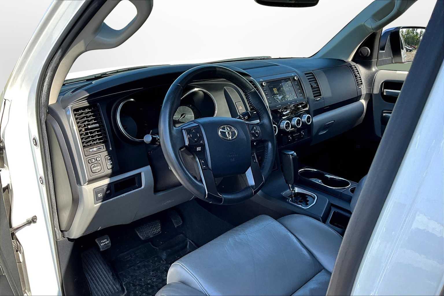 Thumbnail: 2020 Toyota Sequoia - 13