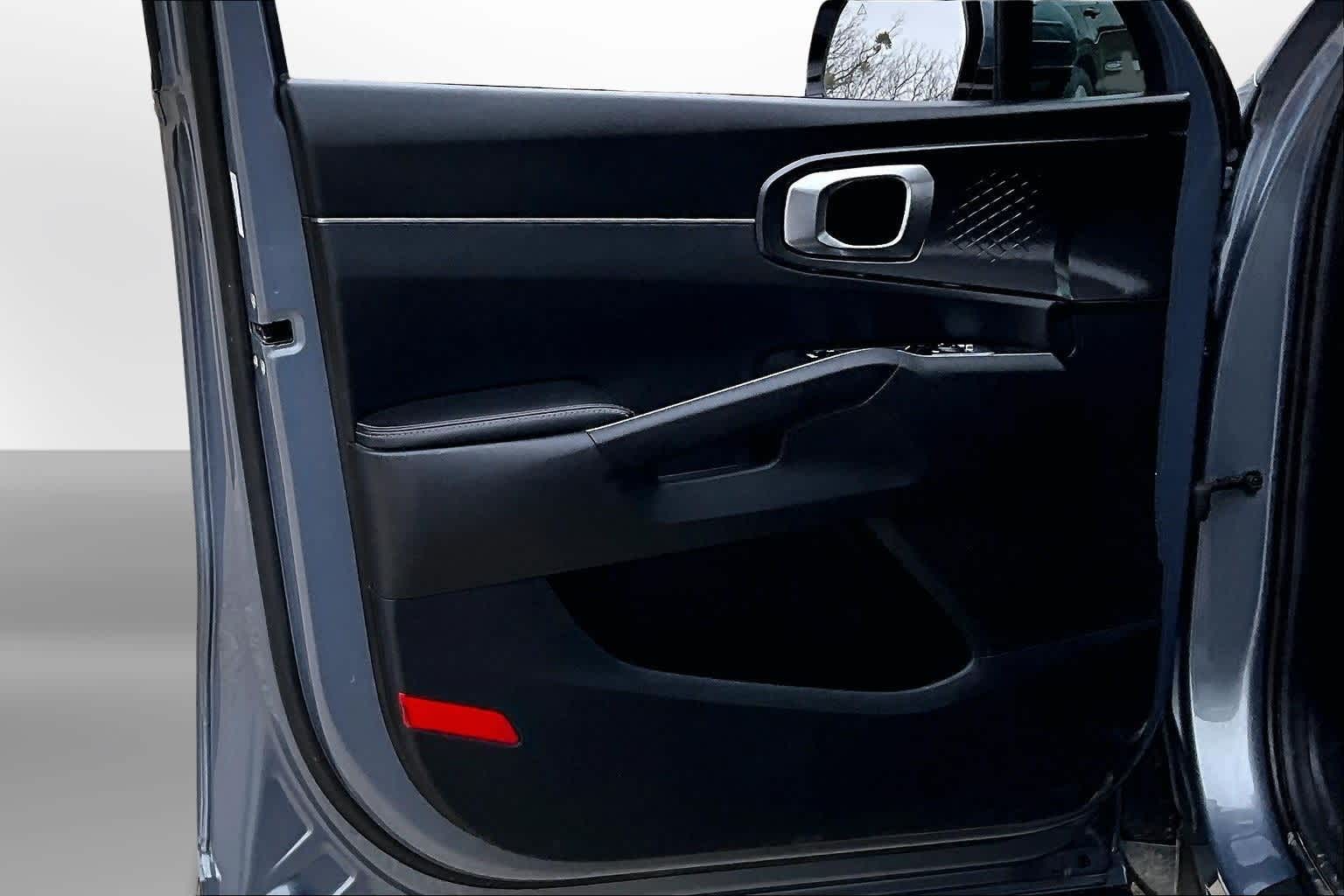 Thumbnail: 2024 Kia Sorento - 16