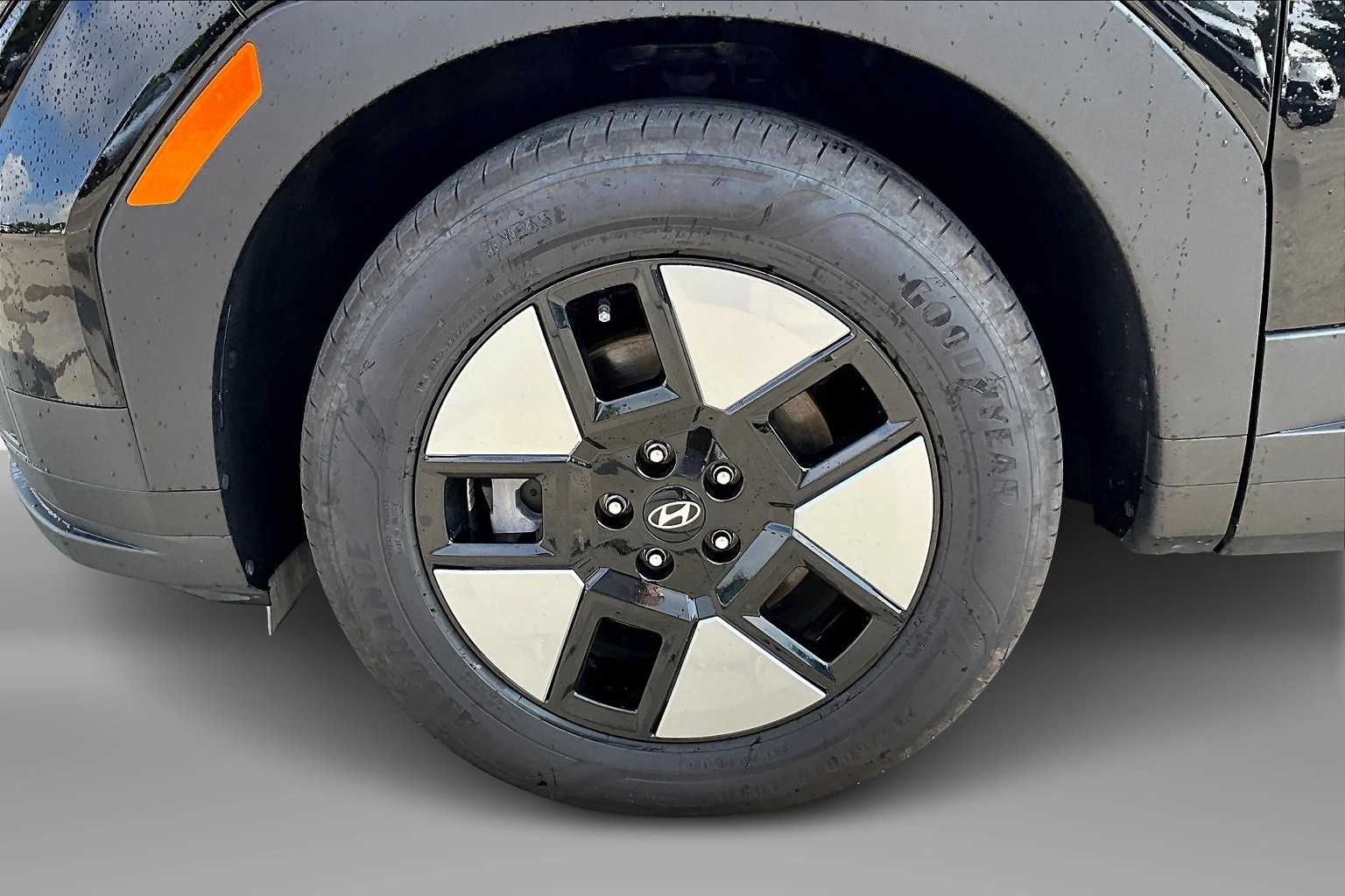 Thumbnail: 2024 Hyundai Santa Fe - 8
