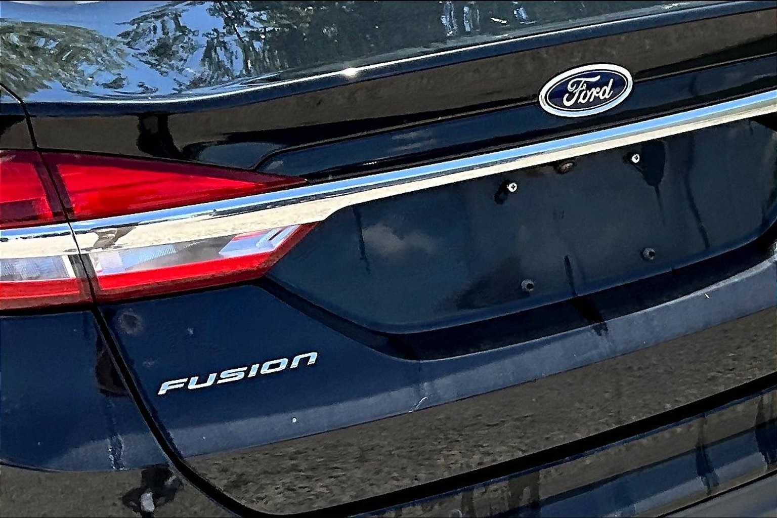 Thumbnail: 2018 Ford Fusion - 26