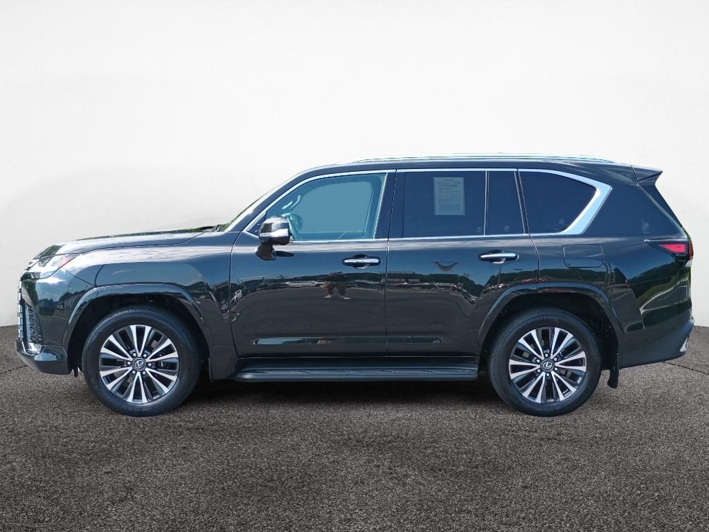 2025 Lexus LX 5