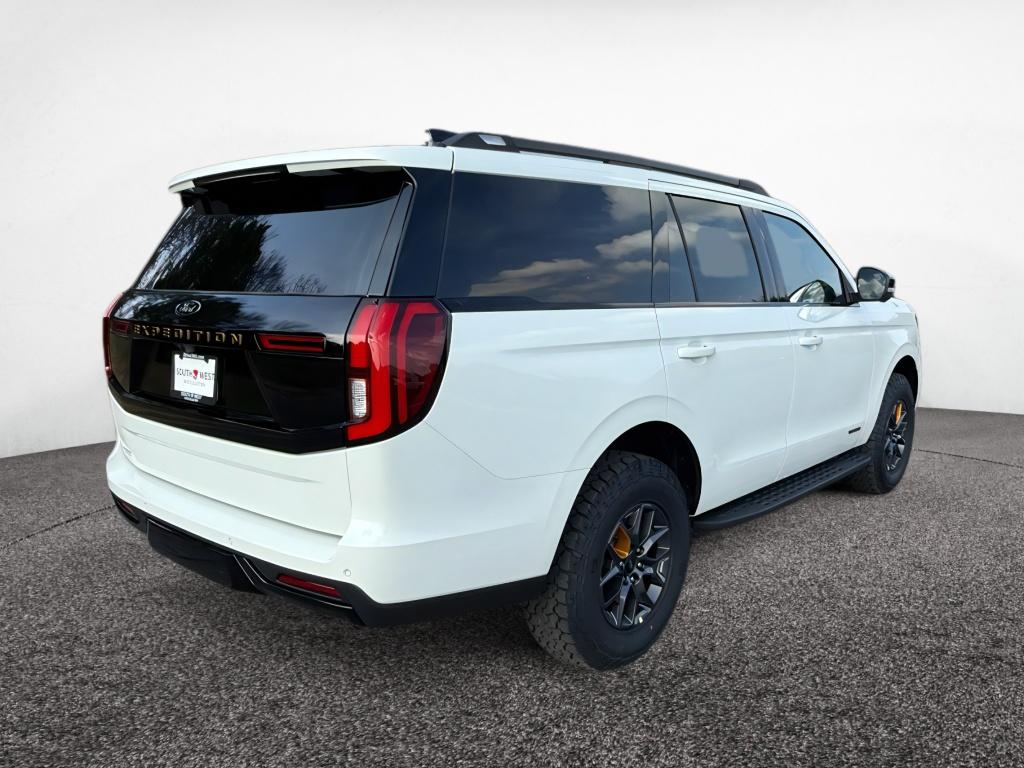 2025 Ford Expedition Tremor - Photo 3