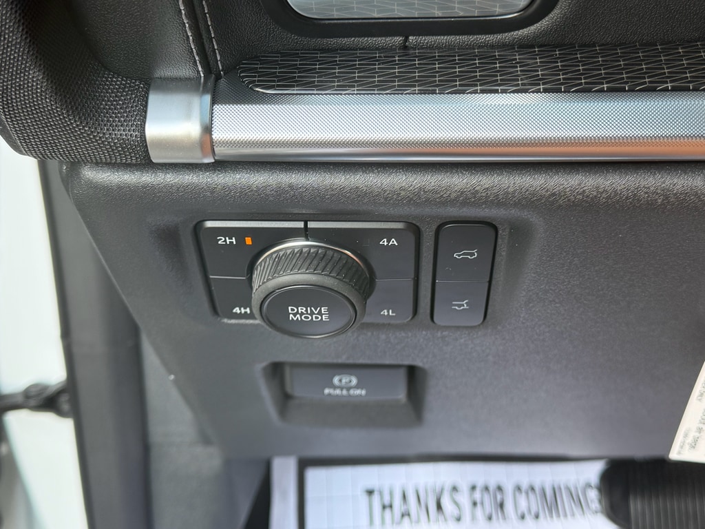 2025 Ford Expedition Platinum - Photo 15