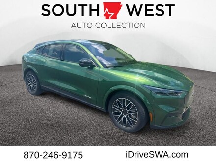 2025 Ford Mustang Mach-E Premium SUV