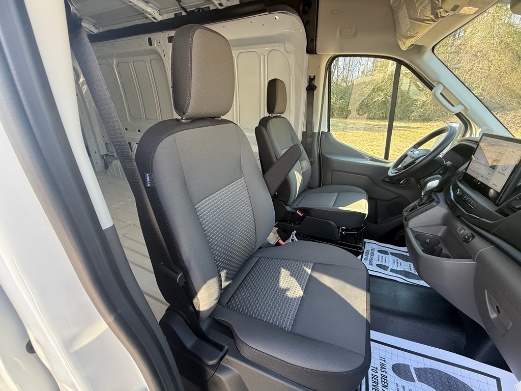 2026 Ford Transit Van Base - Photo 18