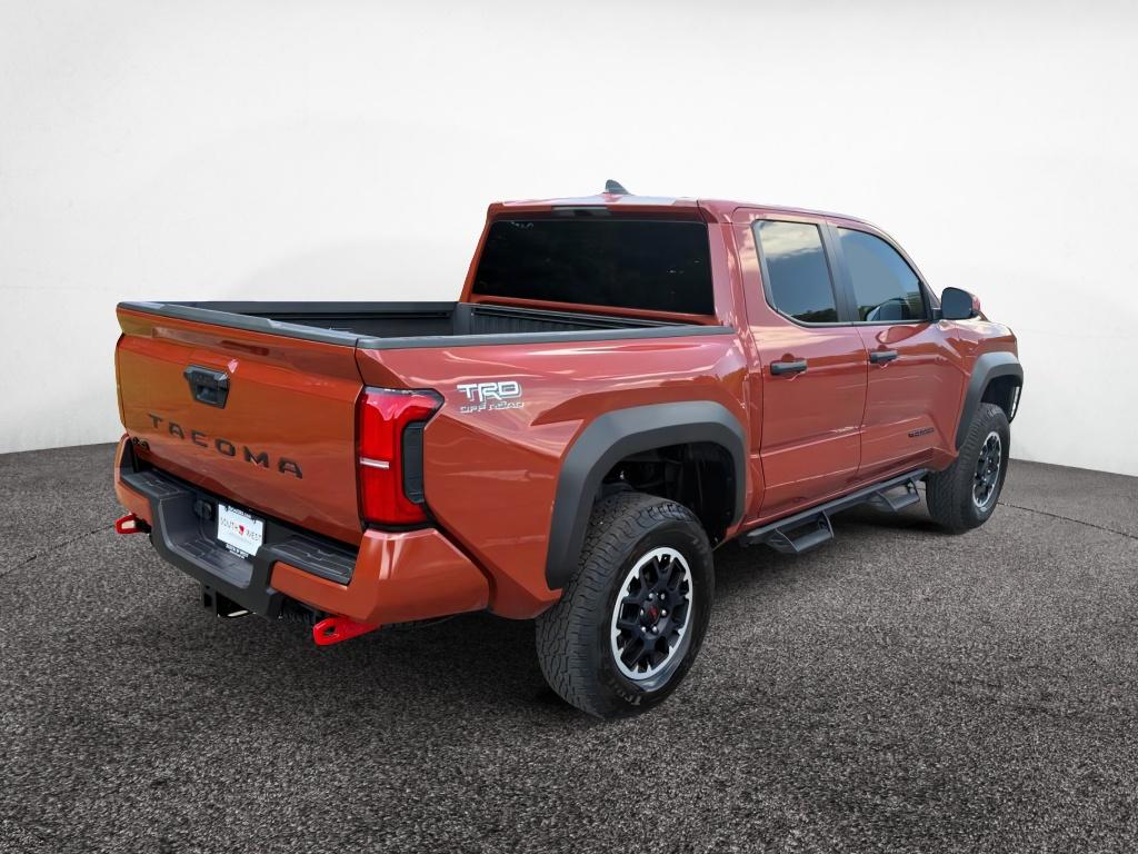 2025 Toyota Tacoma TRD photo 3