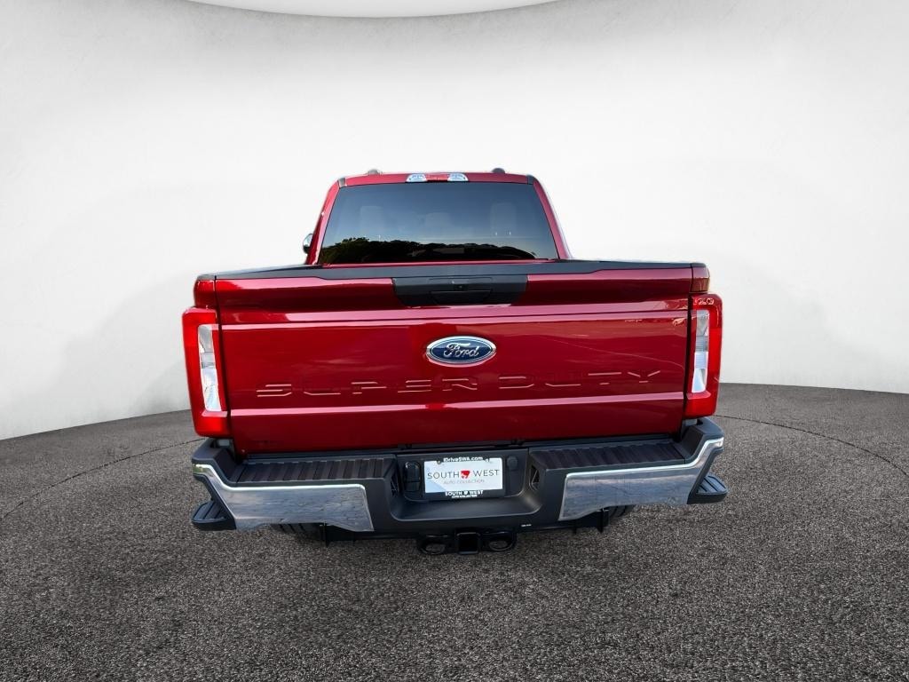 New 2026 Ford F-250 XLT Crew Cab