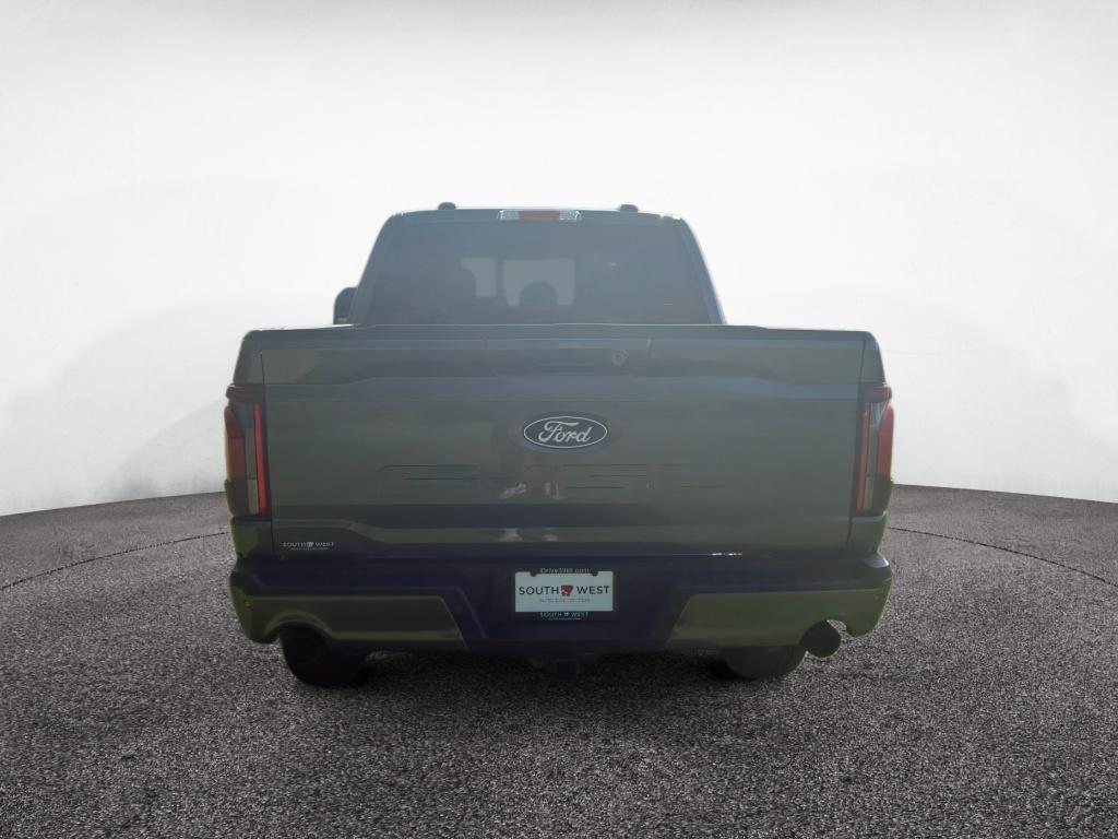 2025 Ford F-150 Lariat photo 4