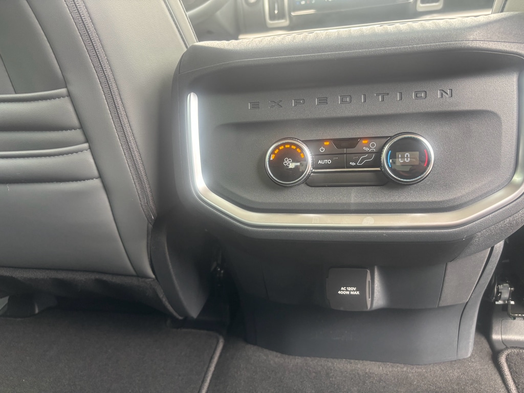 2025 Ford Expedition Active - Photo 23