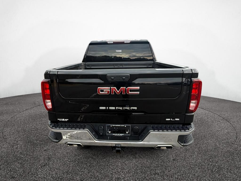 Used 2024 GMC Sierra SLE Crew Cab