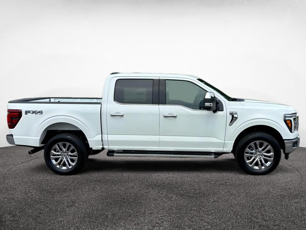 2025 Ford F-150 Lariat photo 2