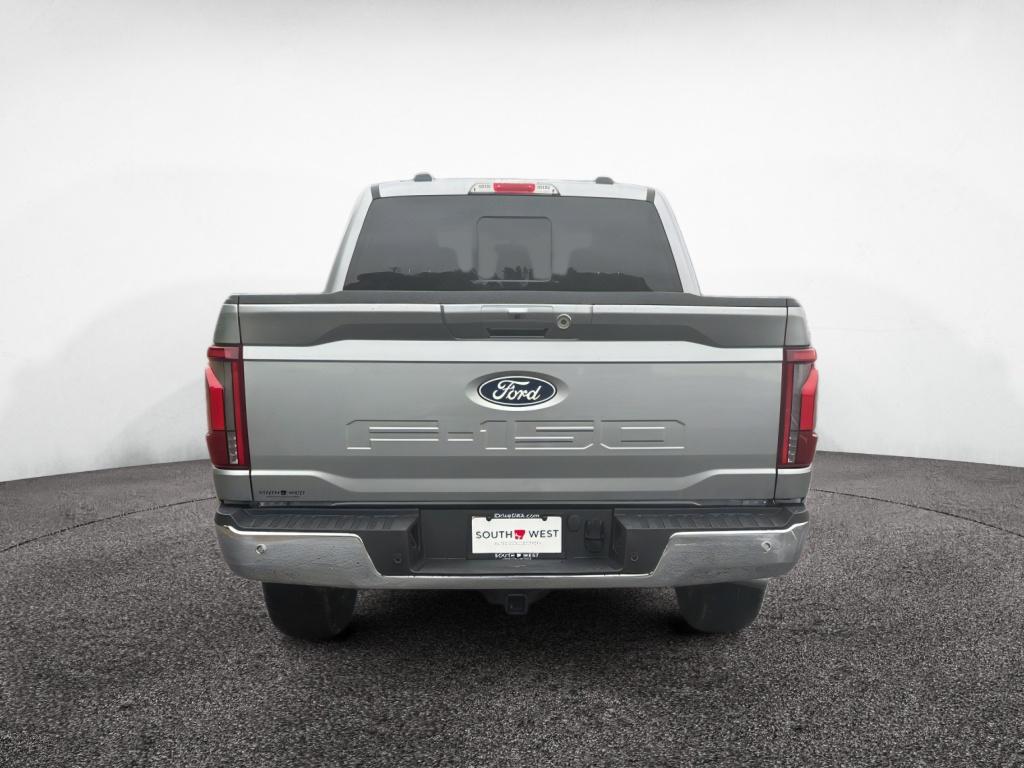 2025 Ford F-150 Lariat photo 4