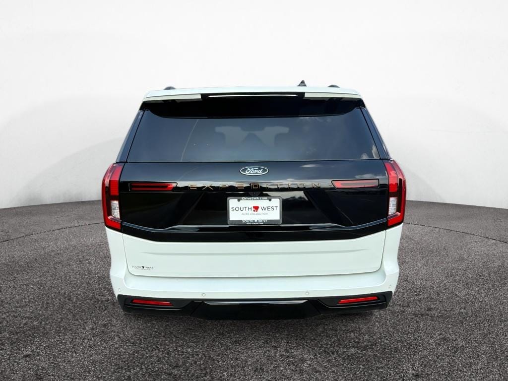 2025 Ford Expedition Tremor - Photo 4