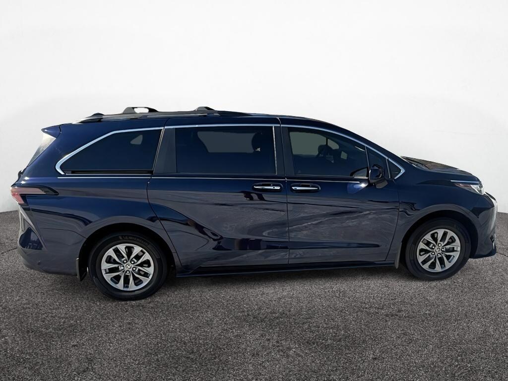 Used 2023 Toyota Sienna XLE Passenger Van