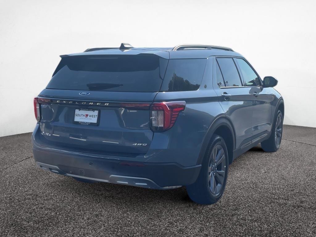 New 2026 Ford Explorer Active w/200A Pkg Sport Utility