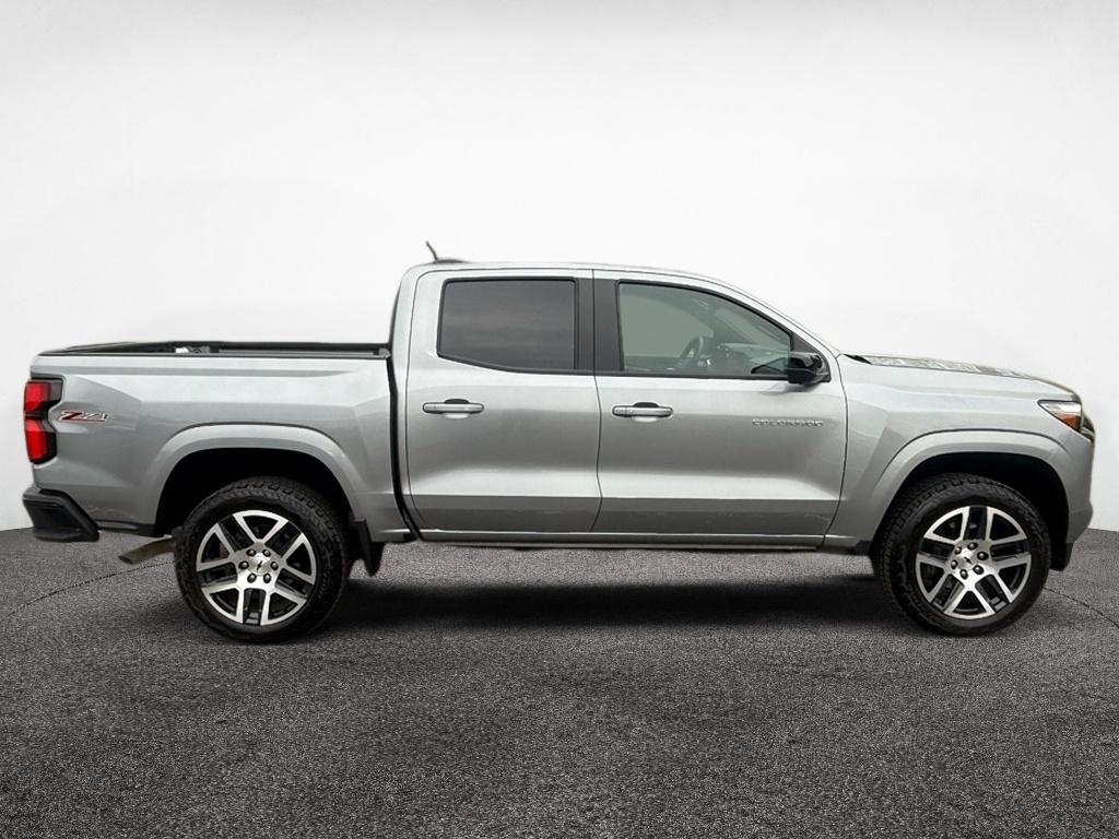 Used 2024 Chevrolet Colorado Z71 with VIN 1GCPTDEK7R1126886 for sale in Little Rock