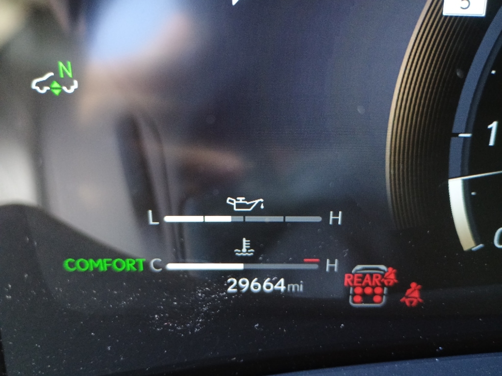 2025 Lexus LX 10