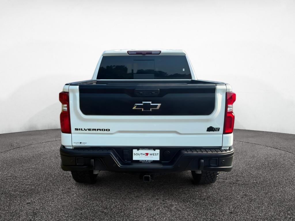 2024 Chevrolet Silverado 1500 ZR2 photo 4