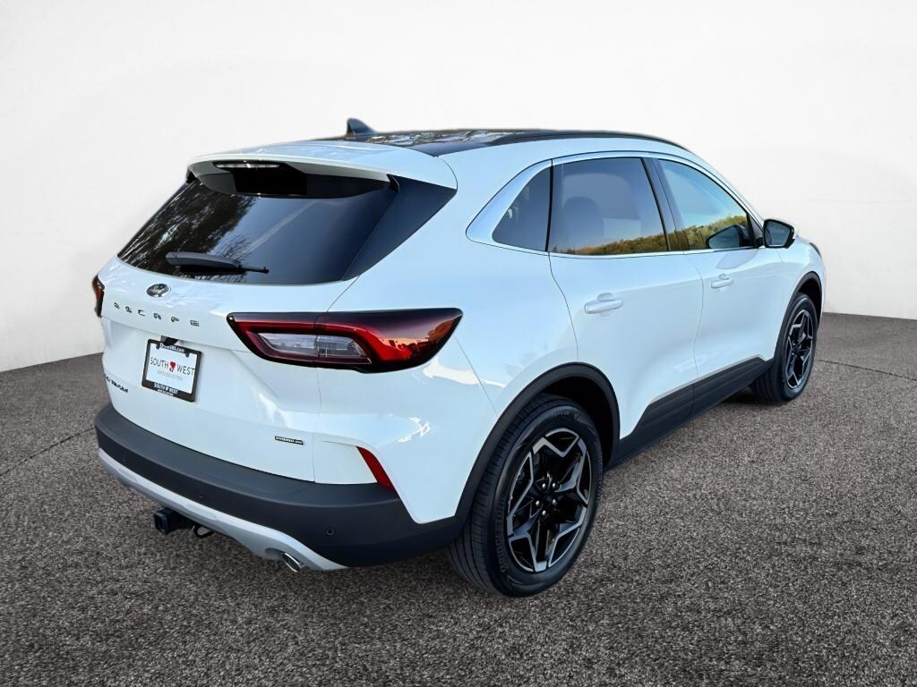 New 2026 Ford Escape Platinum Sport Utility