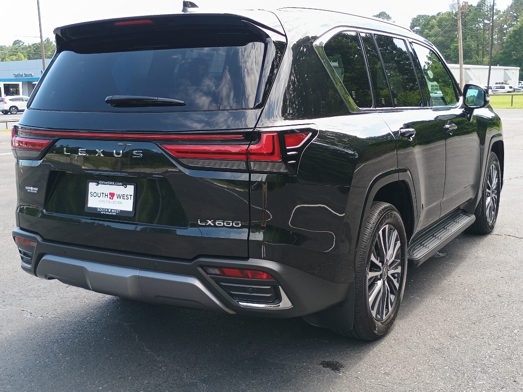 2025 Lexus LX 29