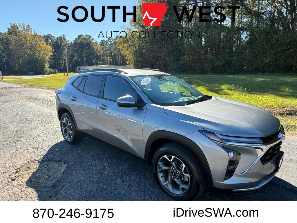 Used 2025 Chevrolet Trax LT Sport Utility